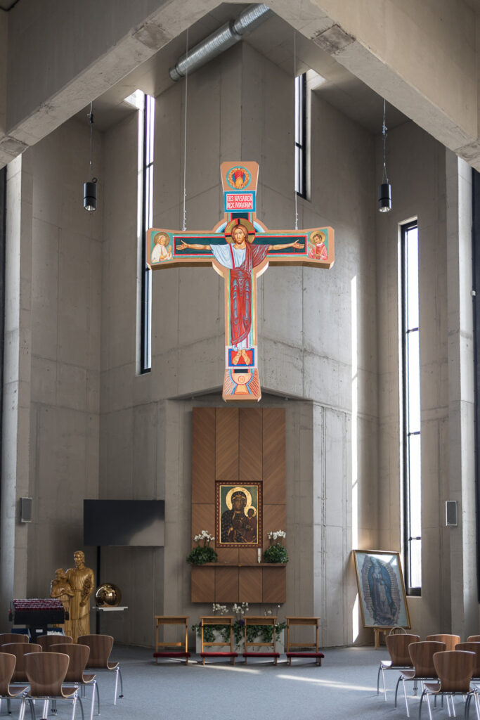 Krzyż Paschalny w kaplicy w Świątyni Opatrzności Bożej